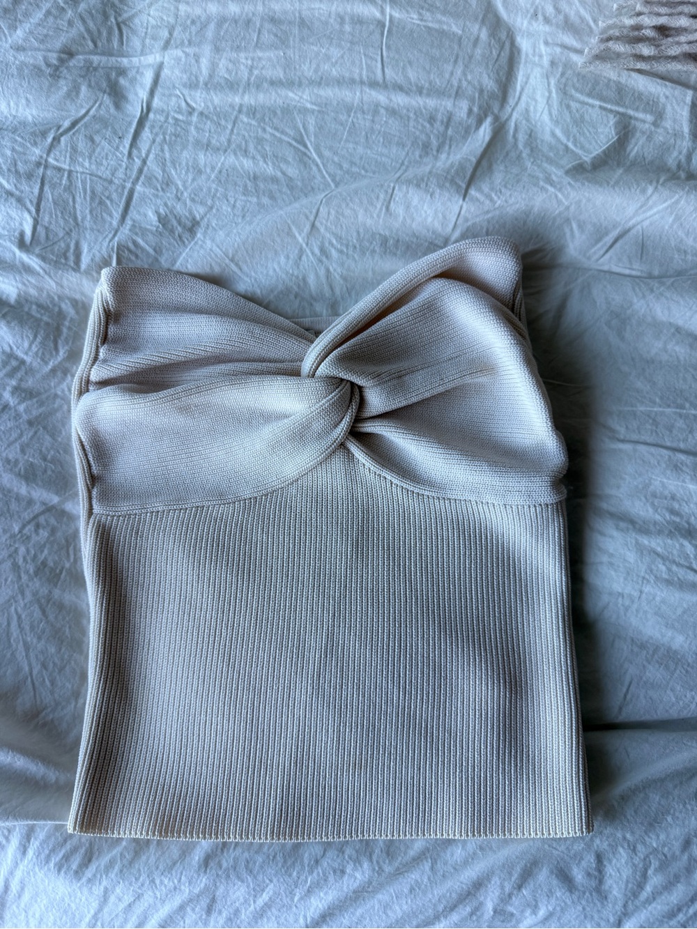 Dissh Cream Twist Front Strapless Knit Top